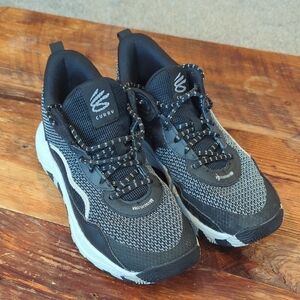 Curry Athletic Shoes for Men